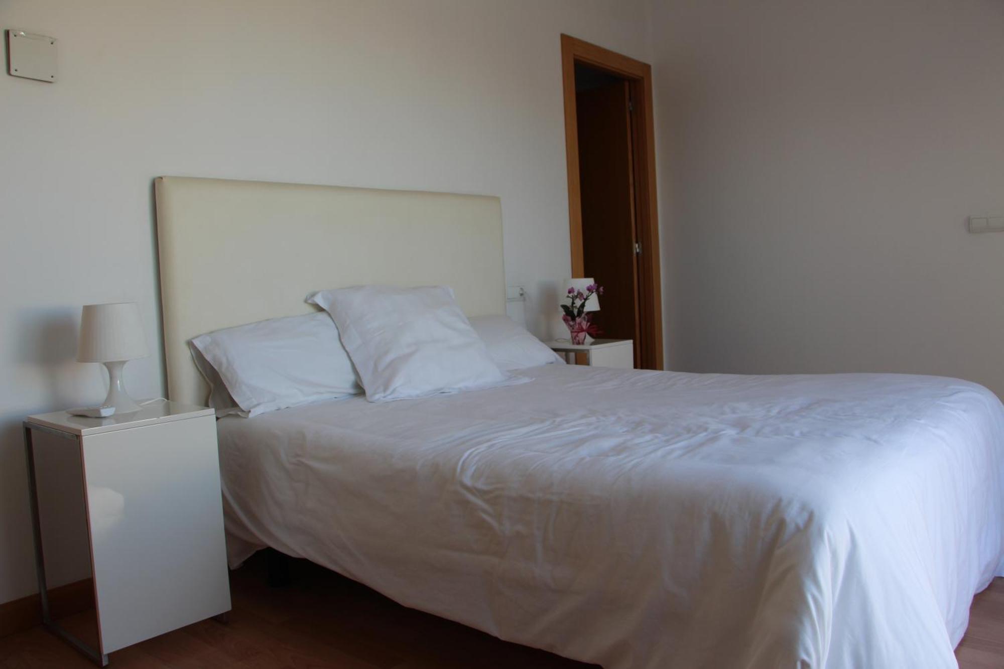 Apartamentos La Pergola Castellón Castellón de la Plana Habitación foto